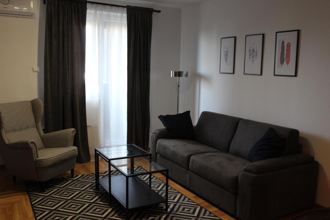 Luxury Apartments Parking In Garage Ni Dış mekan fotoğraf
